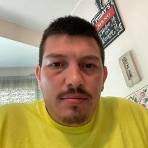 Meet your Posher, Cesar